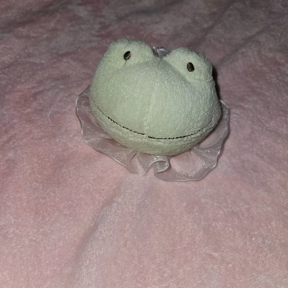 Hallmark Frog Lovey Green Pink Baby Plush Toy Soft Fleece Satin Trim